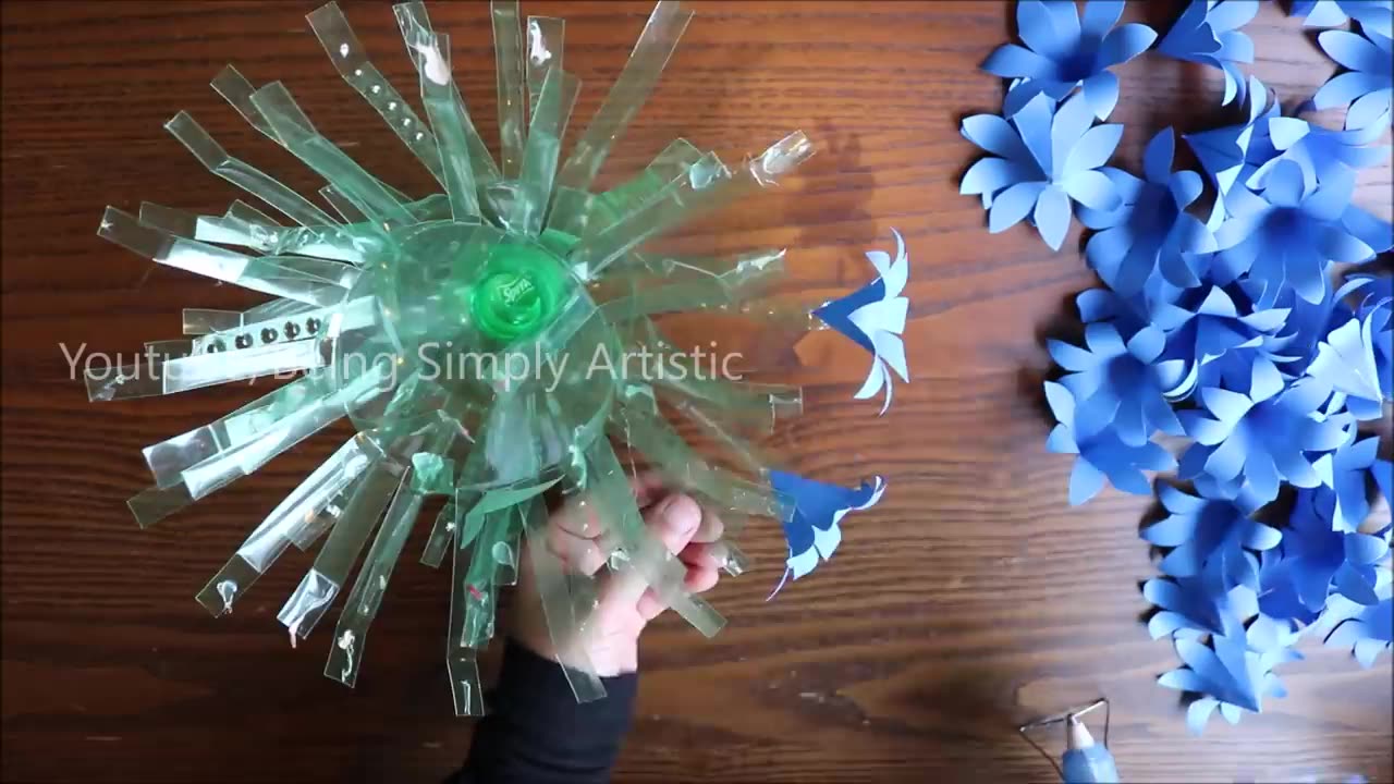 Plastic Bottle Flower Vase Craft - Paper Flowers - Home Decor Ideas