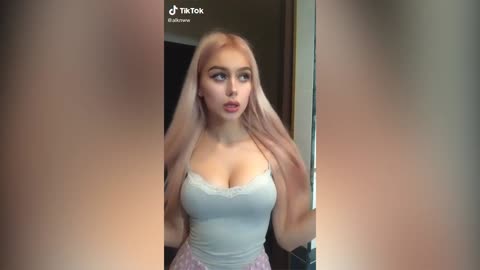 Tik Tok Girls #4