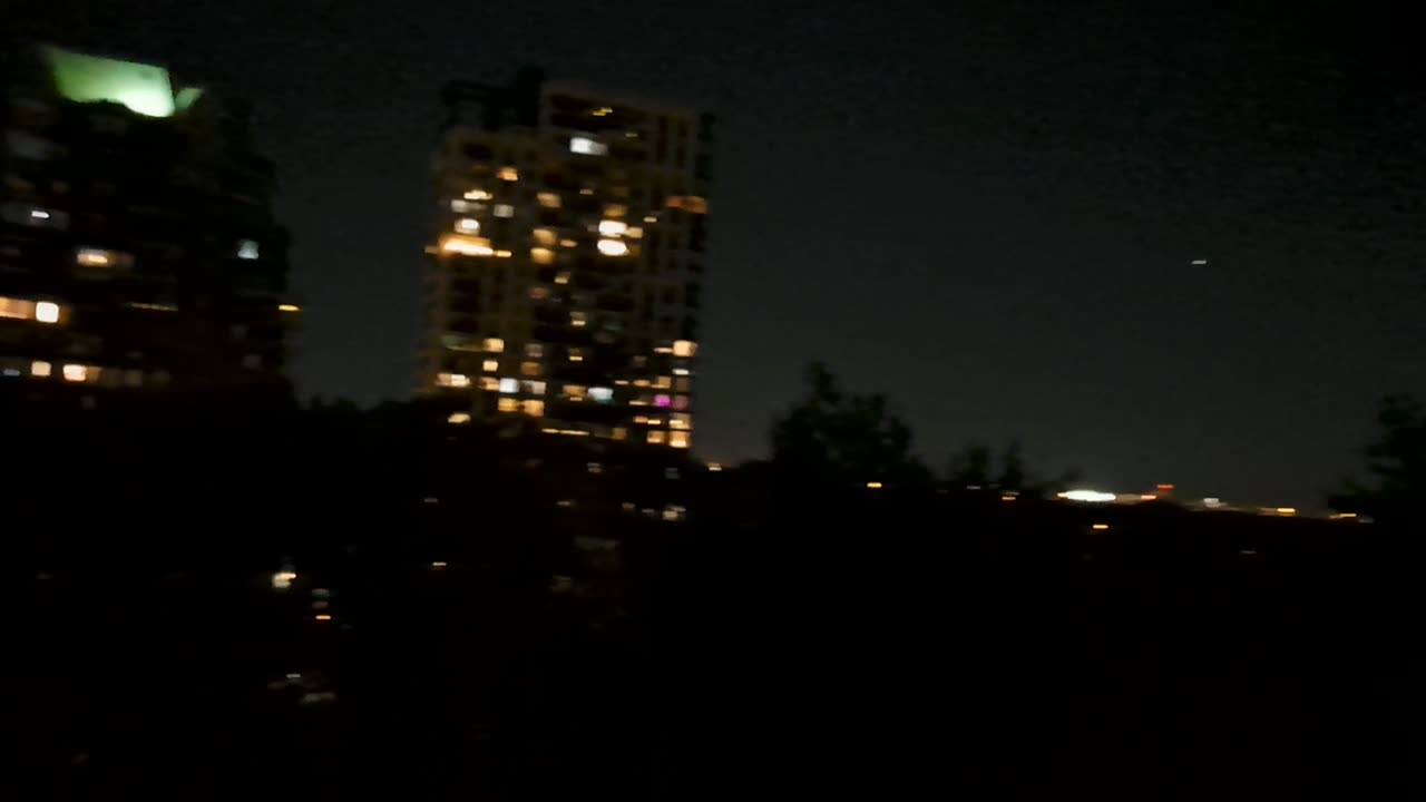 Have you ever had such a wonderful and majestic view of the moon as this one?