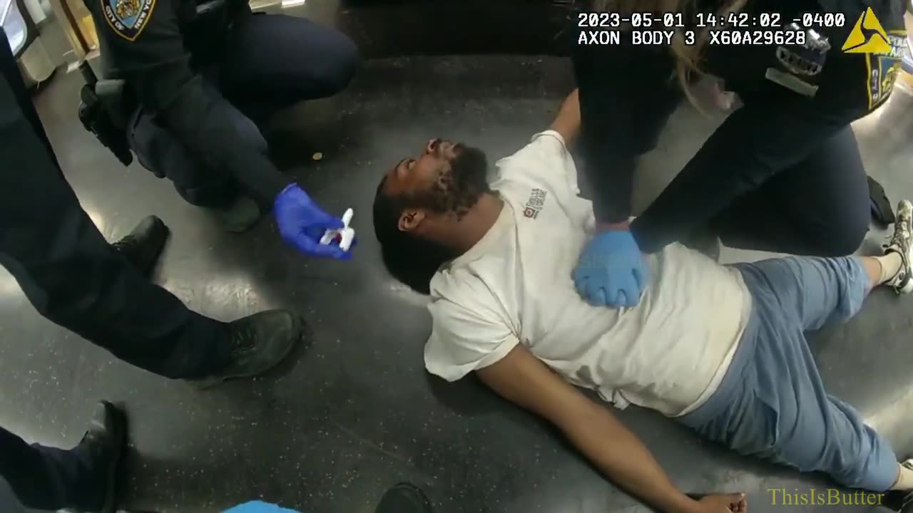 Bodycam released when Jordan Neely still had a pulse after Daniel Penny released him from chokehold