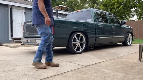 CrewCab got some American Racing Super Nova 6 wheels..