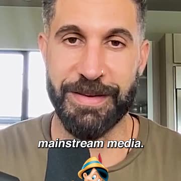 Social media as the new mainstream media📱#shorts