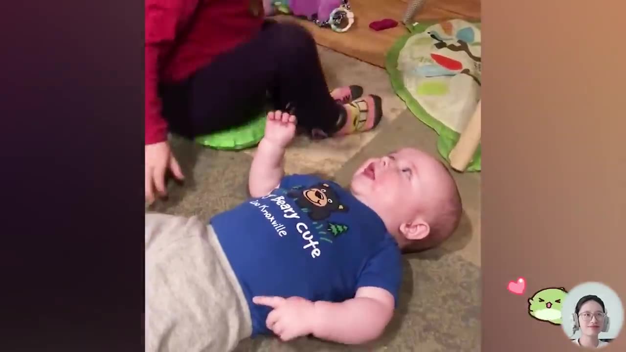 Funny baby's video's 🤣😂