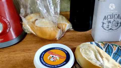 Morning routine Brazilian breakfast (café da manha brasileiro)