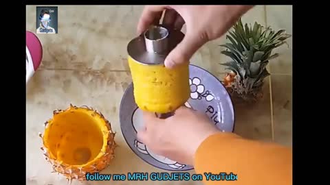 PINEAPPLE CUTTER