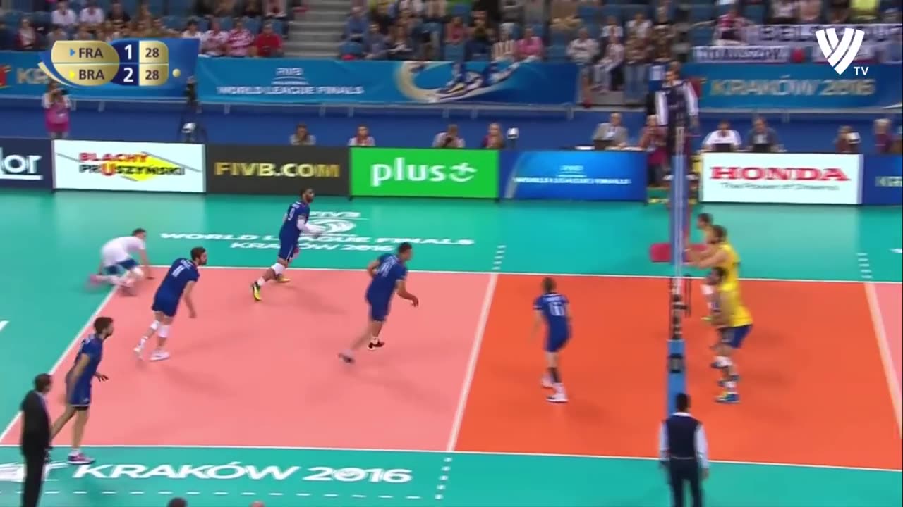 One of The Craziest Matches in Volleyball History