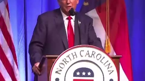 President Trump does an imitation of Jon Lovett the liar from SNL