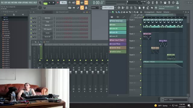 Day #5b - Making music live everyday for a year - Music and Conversation Podcast, come chat!
