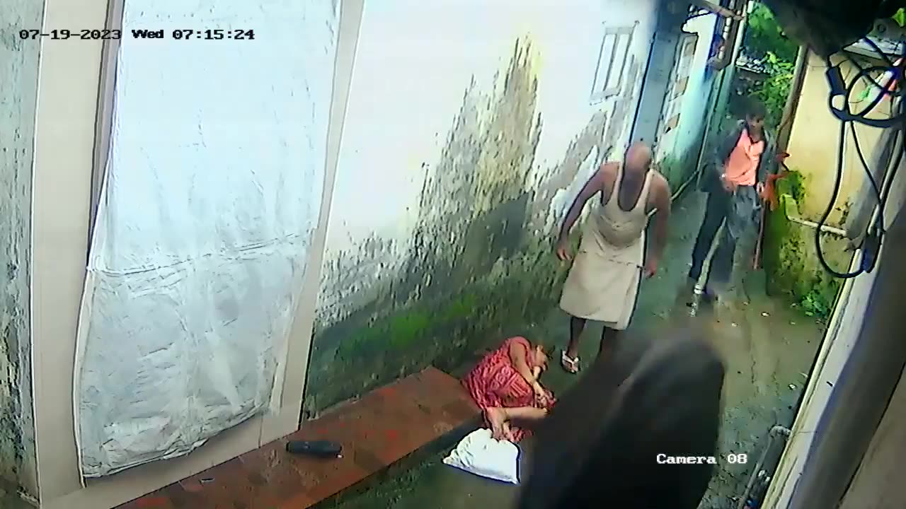 Cattle attack a women - live video caught on camera #animal attacks