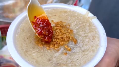 Delicious Rice Noodle Soup Recipe: Savory and Spicy Comfort Food