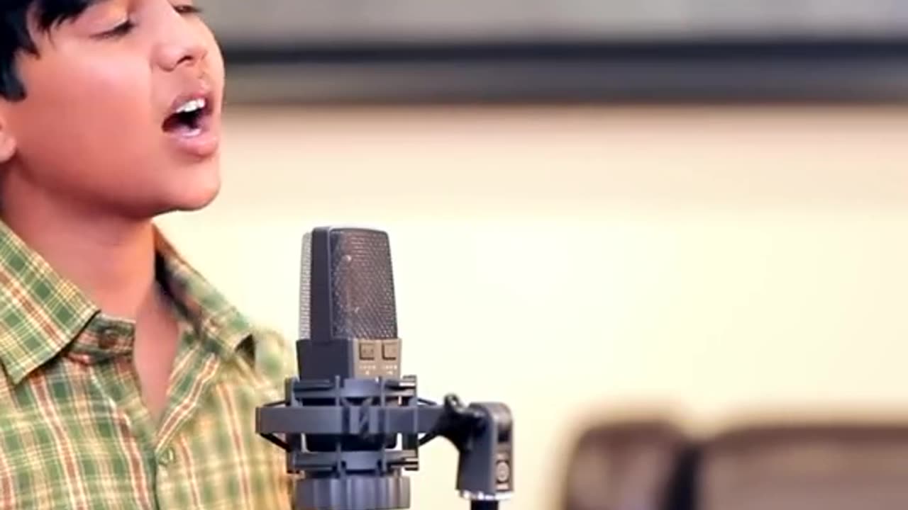 KaRLow qadr haumari song .mp4