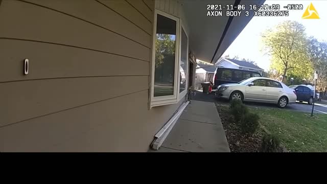 Deputies Shoot Man Stabbing His Own Father! GRAPHIC BEWARE!