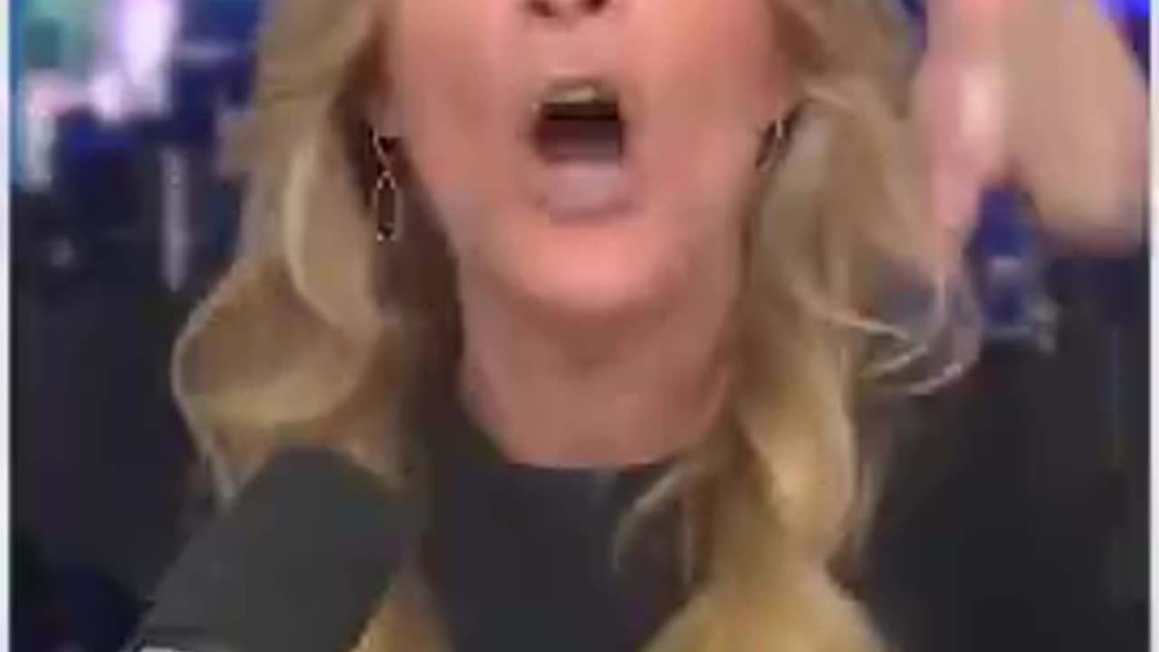 MEGYN KELLY GOES OFF🤬OVER TRANS🤡RIGHTS DEBATE👀😎🍺