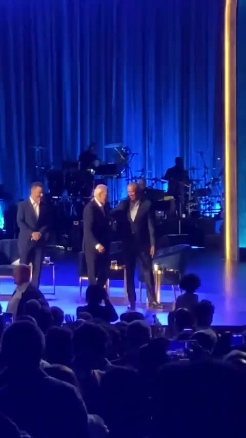 Did Obama really have to help Biden off stage? This is embarrassing