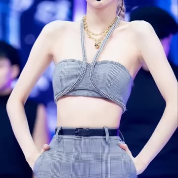 Model VS Blackpink Wearing Same Outfits