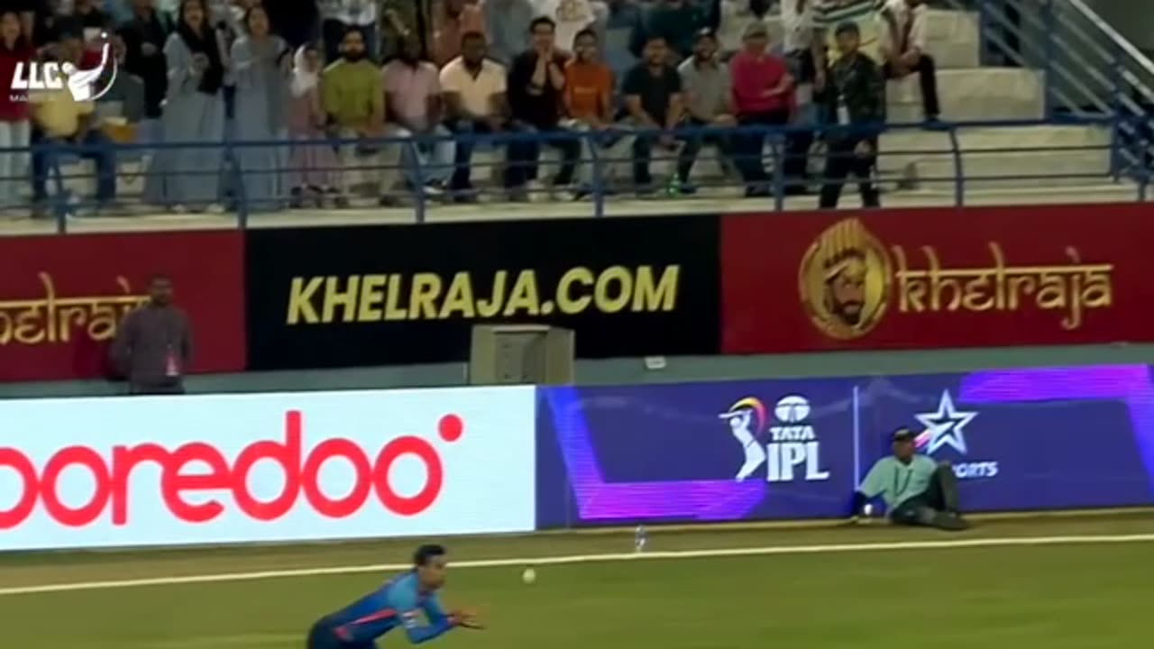 Mohammad Kaif Spectacular Catch