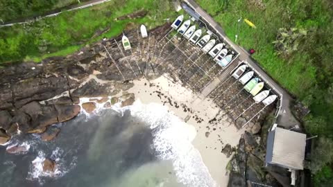 Artist transforms Sydney beach rubbish into art