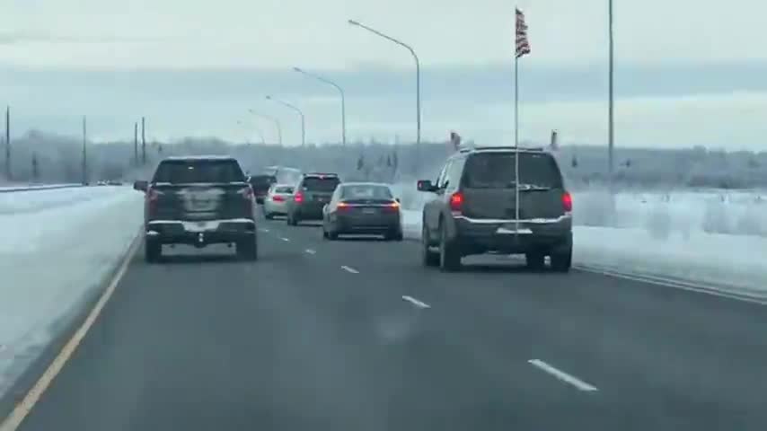 Akaska Convoy is Rolling