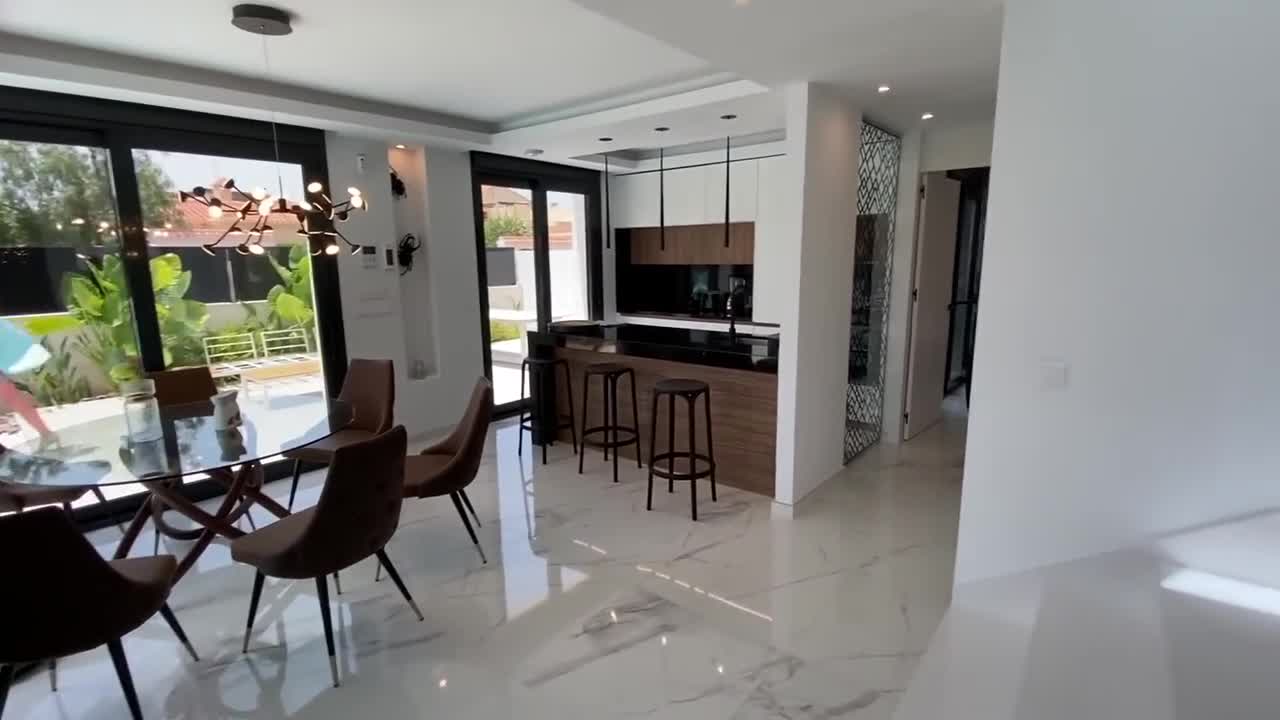 House Tour - Villa design et moderne à 550 000€ !