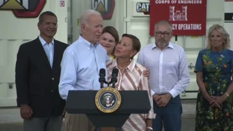 Joe gets creepy and Julie leaves early 😂