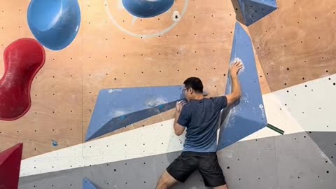 After two months of training, V4 was barely able to climb the rock for the first time after recovery