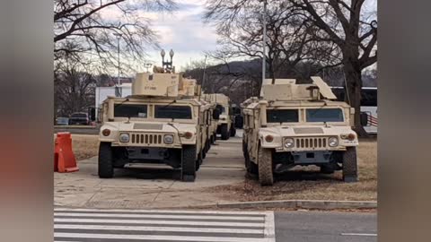 Soldiers of the National Guard are preparing for the inauguration ceremony and are taking up