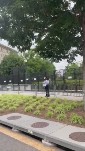 Deranged Libs Protest Outside Of SCOTUS