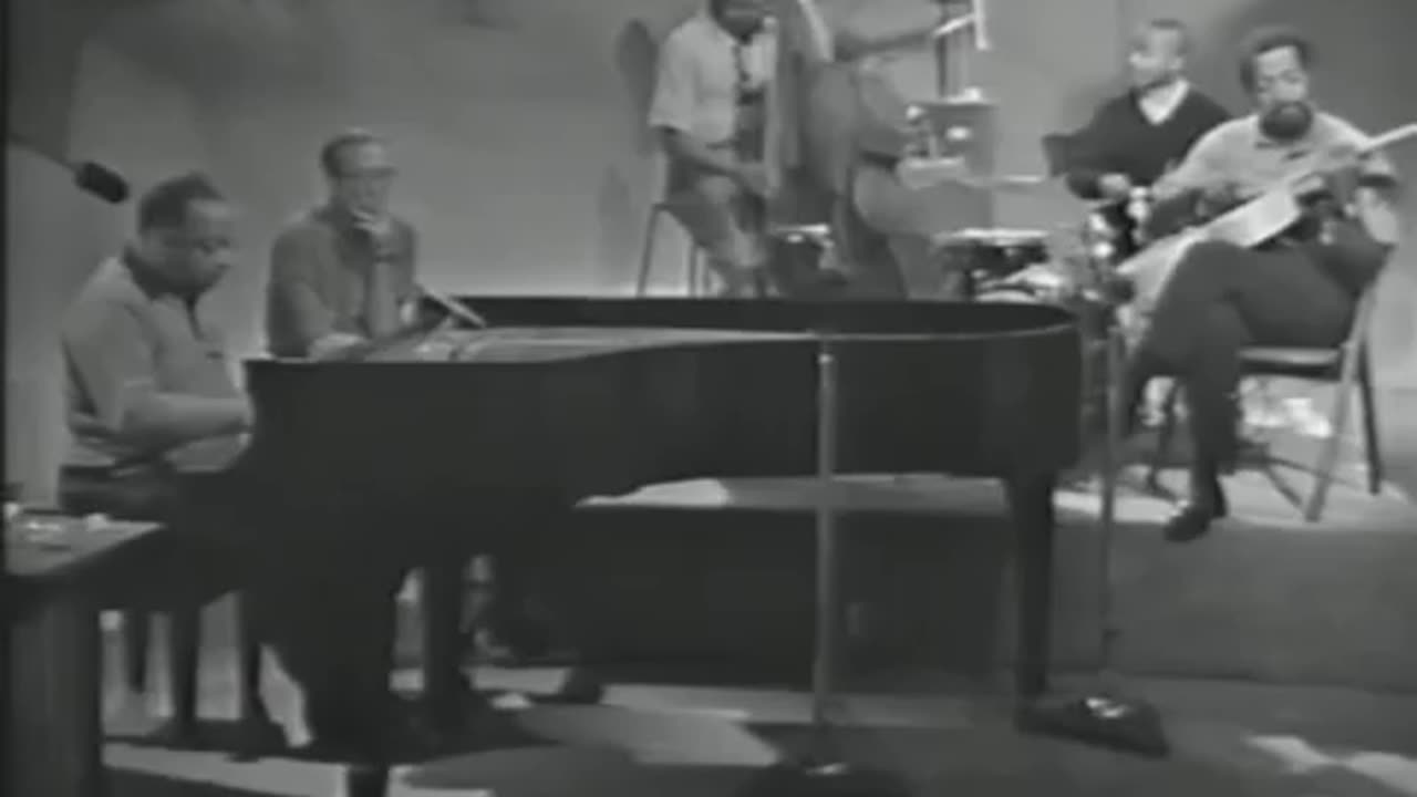 Squeeze Me by Count Basie