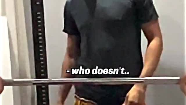 Andrew Tate goes for a 1 rep max bench press attempt