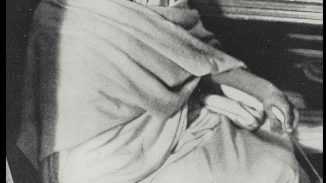 Mahatma Gandhi in 19 century. Vs 21 century