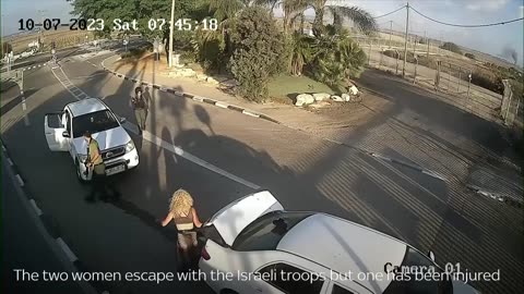 Viral News: CCTV catches two women caught in a shootout (Israel-Hamas war)