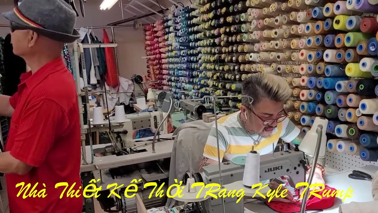 NHÀ THIẾT KẾ THỜI TRANG ĐỘC ĐÁO - CA SĨ KYLE TRUMP