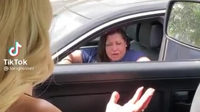 Xanax Lady Trying To Arrest Someone For Parking Too Close
