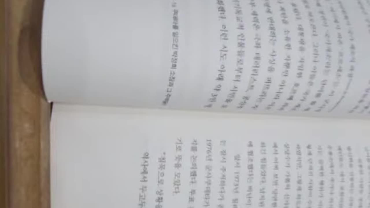 교황과나,김근수,종신서원,주교서품,아르헨티나,예수회,베르골리오,모국,군사독재,변절,올란도요리오, 프란치스코알릭스,루치오게라,신학자,카를로스,스칸노네,추기경,프란치스코교황