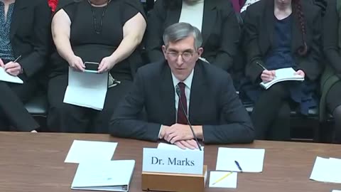 MASOWE SZCZEPIENIA I ZDZIESZENIE WOJSKA USA