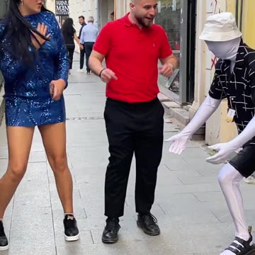 He didn’t expect that 😂💃😂