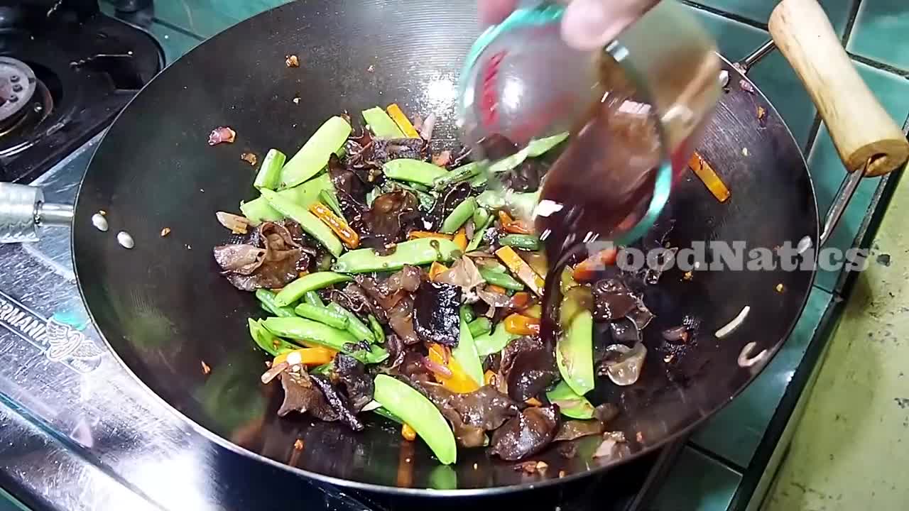 FoodPorn: STIR FRY VEGETABLES WITH TOFU