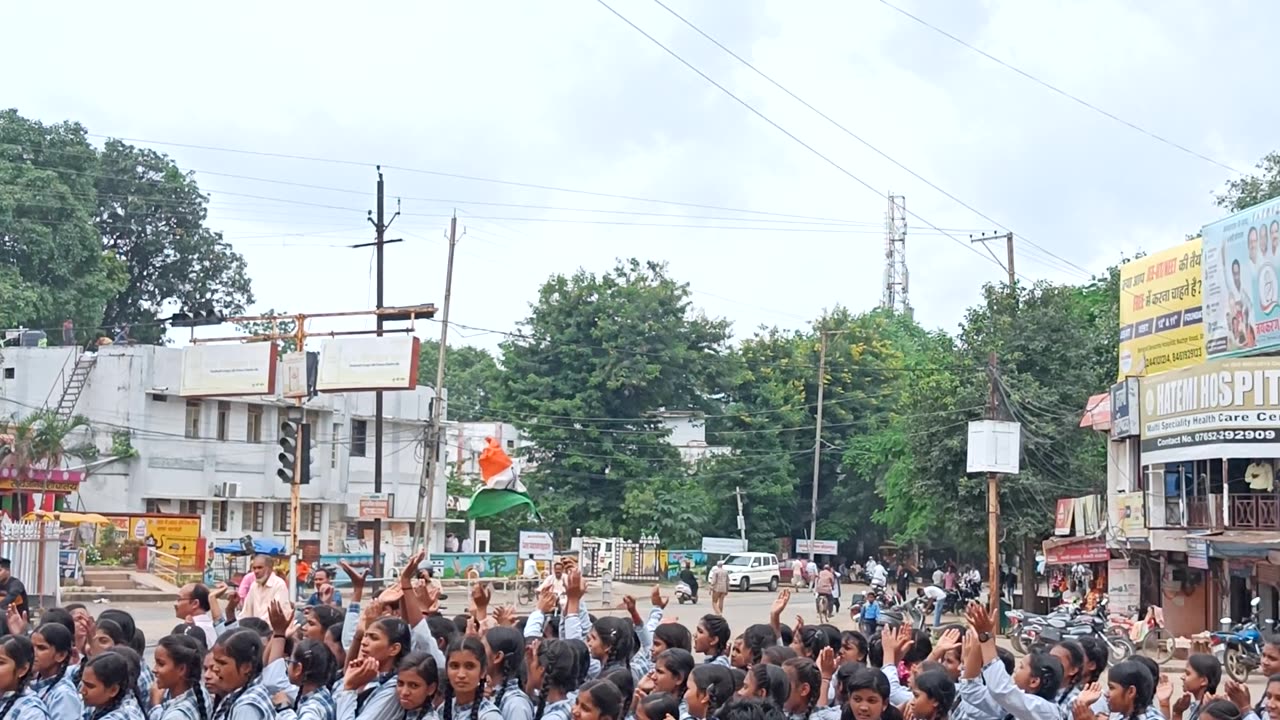 Chandrayan 3 Safe landing Happy rally from school student