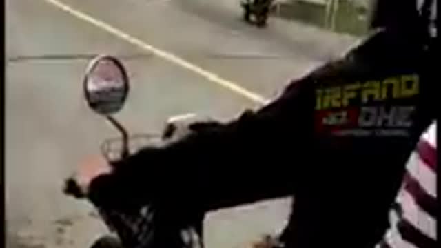 Tahan tawa kalian