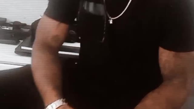 When Acting Tuff Goes Wrong 😲