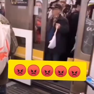 He Just Won't Let Go😂😂😂