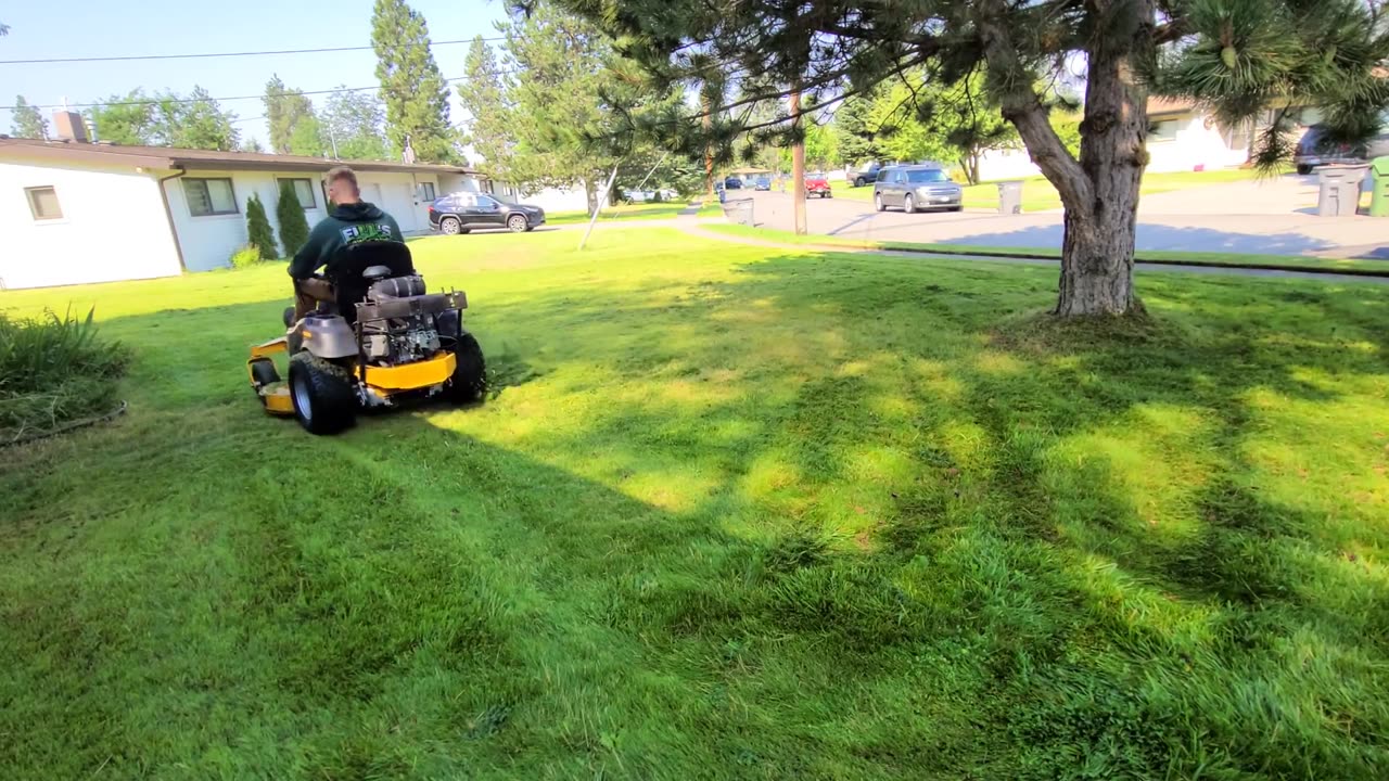 Homeowner Returns From Hospital To Find Her TALL GRASS Mowed