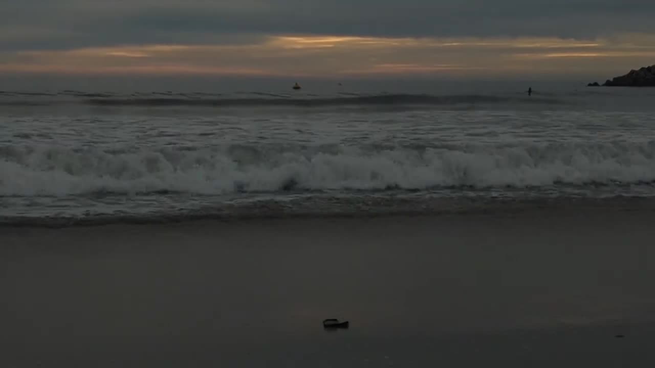 Dark Beach Session