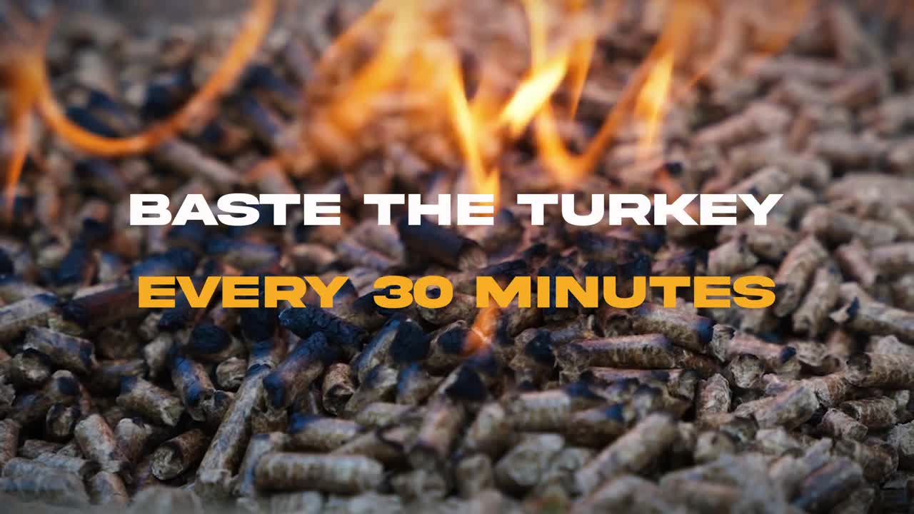 Super Easy and Tasty Thanksgiving Turkey (Thanksgiving Recipe Guide) | Z Grills