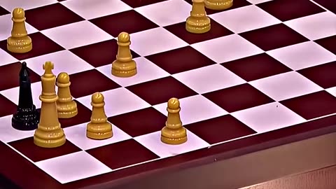 TATE VS PIERS MORGAN PLAY CHESS