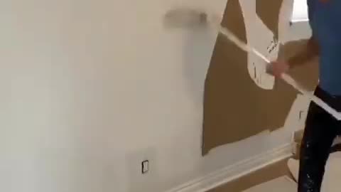 Smart worker painting wall in 46 sec