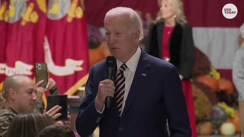 Joe biden enjoy Thanksgiving meal with troops in North Carolina