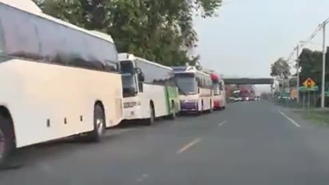 24 BUSES WITH ILLEGAL IMMIGRANTS LEFT COSTA RICA FOR THE USA 5-3-2023