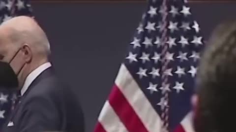 HCNN - Biden taking inappropriate showers with daughter..