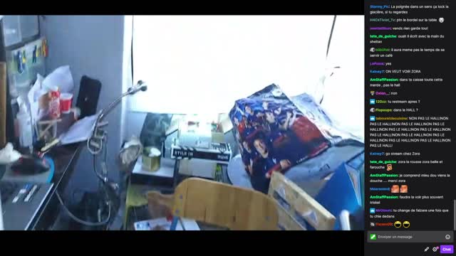 2022-11-24 (4bis.2) - Multiples unboxings devant Marie - Twitch Meutemediatique (version avec chat)